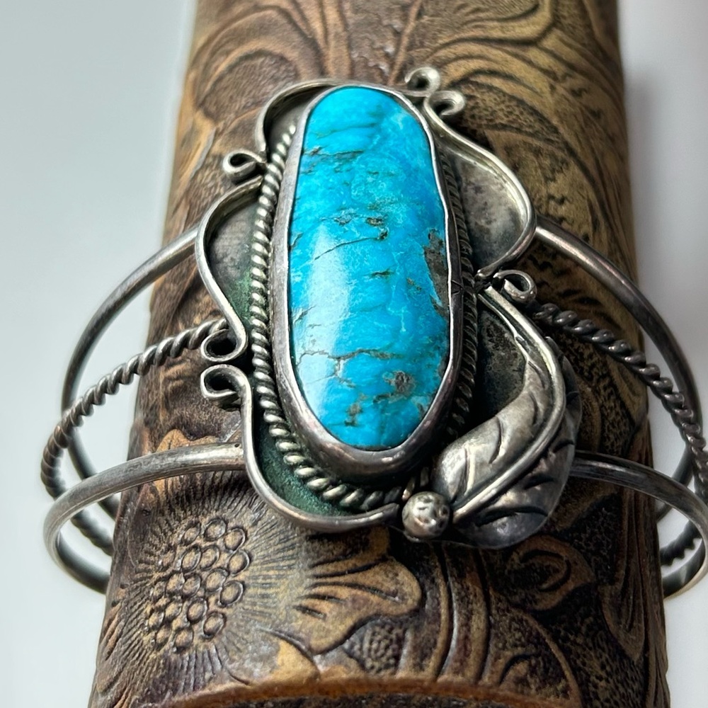 Native Sterling Silver Large Chunky Turquoise Stone Cuff Bracelet Navajo - Picture 2 of 7